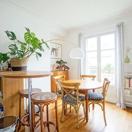 Apartment Bright Apartment With Nice Decoration In Paris