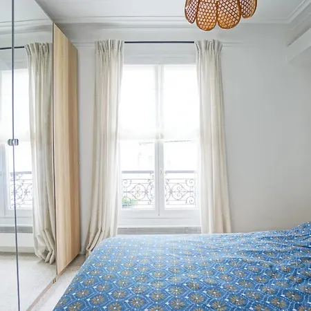 Apartment Bright Apartment With Nice Decoration In Paris Paris